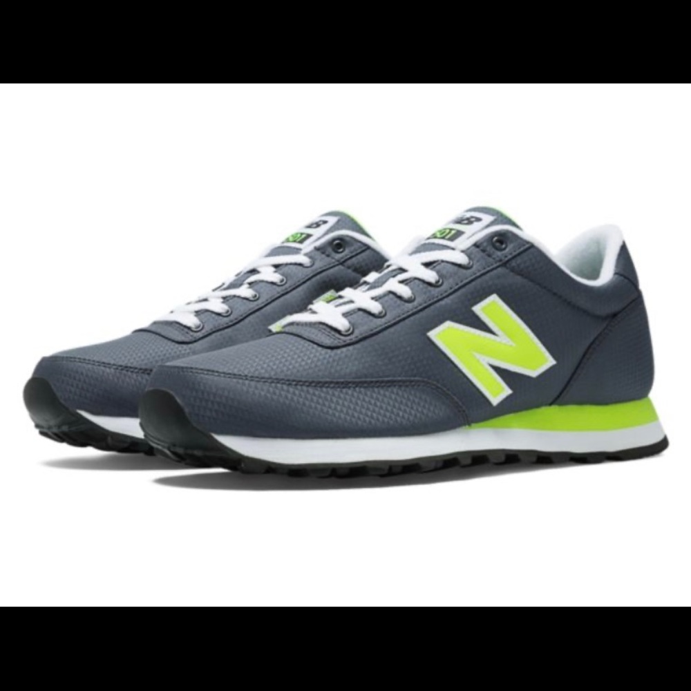 New Balance Men’s 501 Windbreaker
